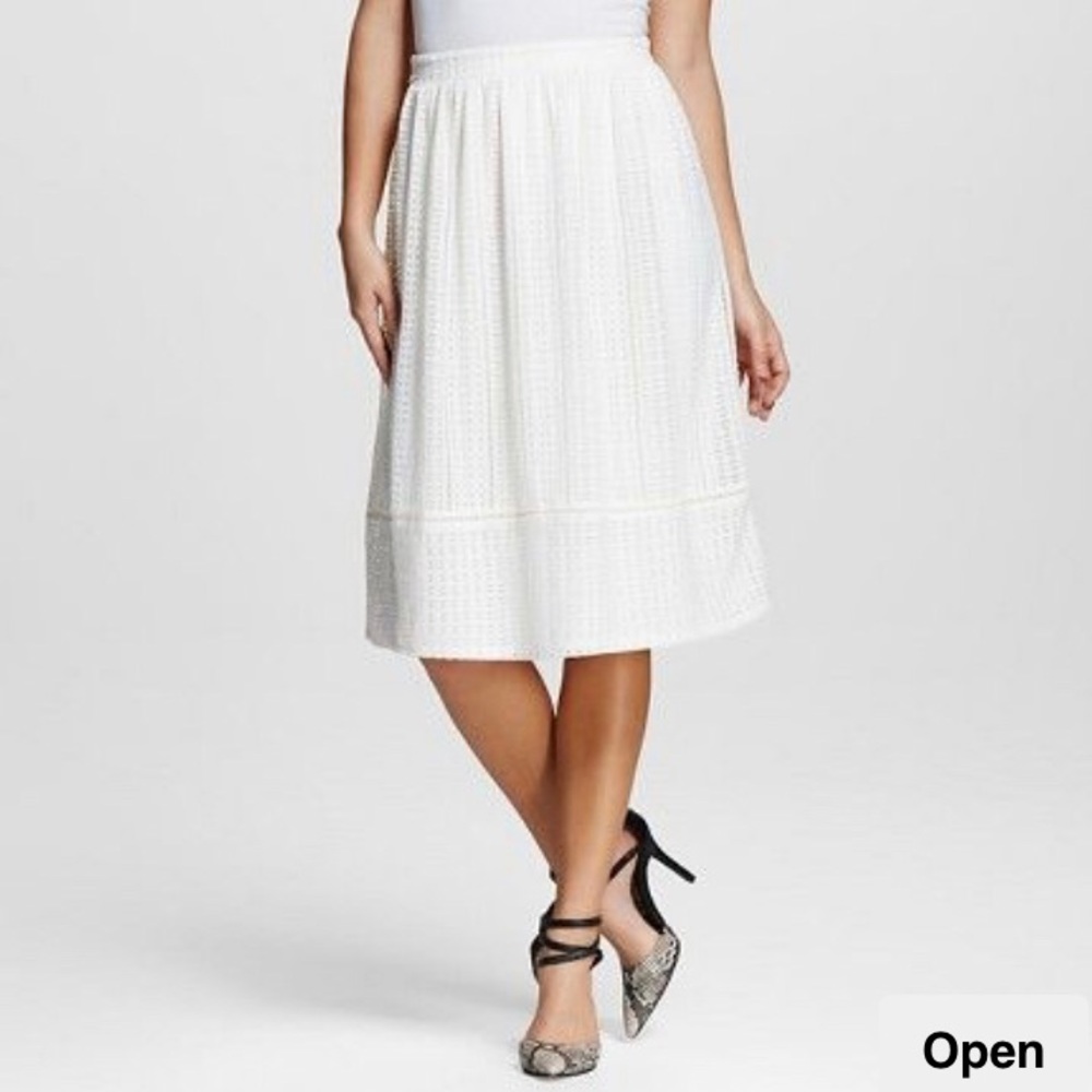Cream lace midi skirt